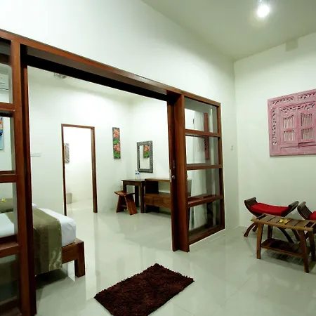 Maha Residence Guest House